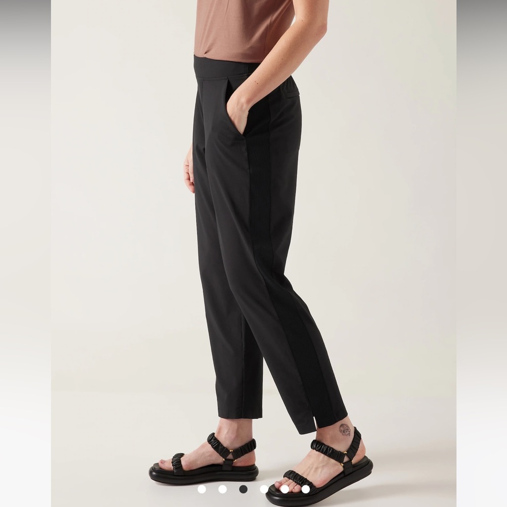 Black Brooklyn ankle pant
